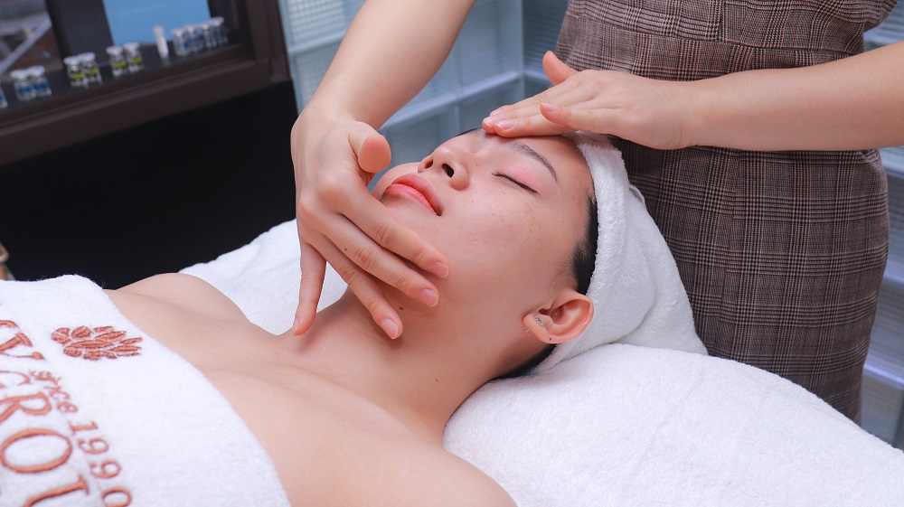 Best seller - Trẻ hóa tăng năng lượng da (Tổ hợp vi chất + Oxygen + Đầu mạ kim cương + Công nghệ nâng cơ RF (90') 